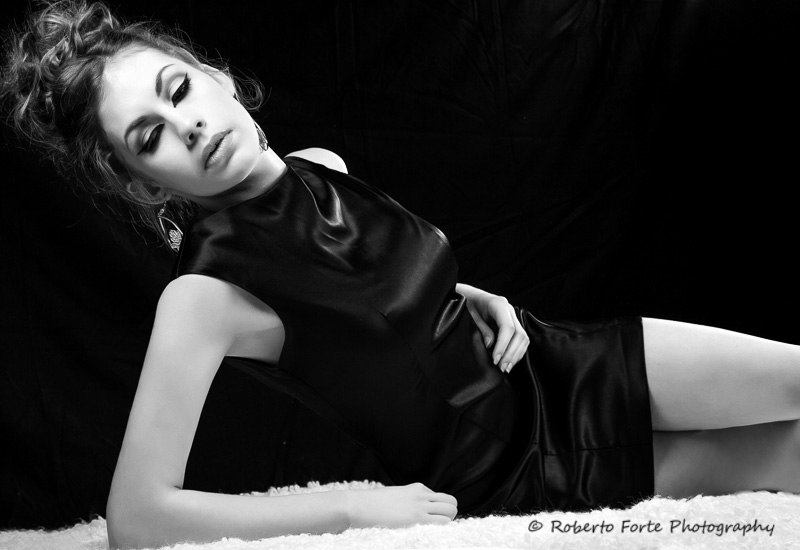 Female model photo shoot of gabriela225 by Rob Forte