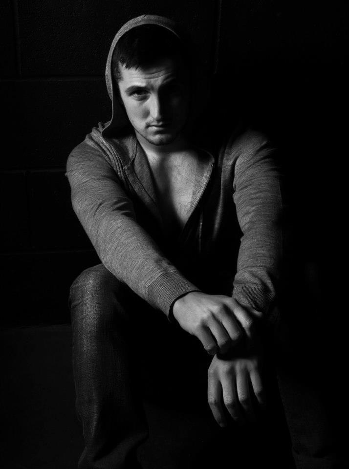 Male model photo shoot of Joel Goddard 