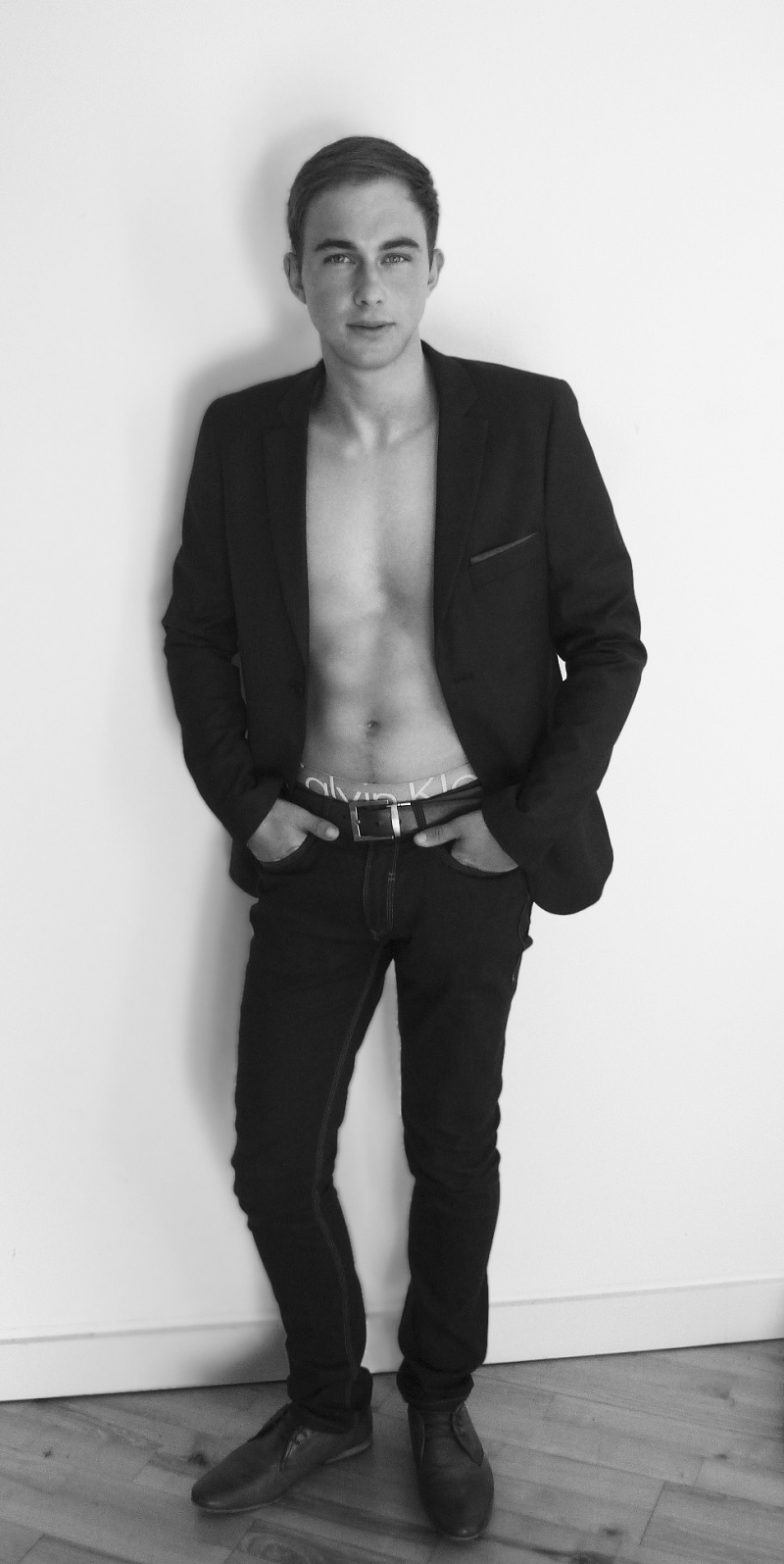 Male model photo shoot of Adam Lazanski