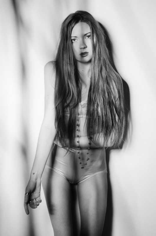 Female model photo shoot of Natalie Baranova