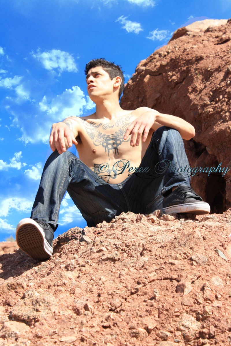 Male model photo shoot of Donovan Dusk in Phoenix,Az