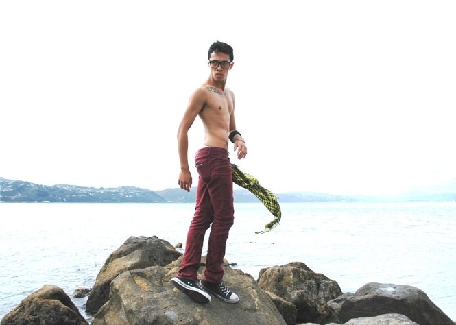 Male model photo shoot of Blu marqueses