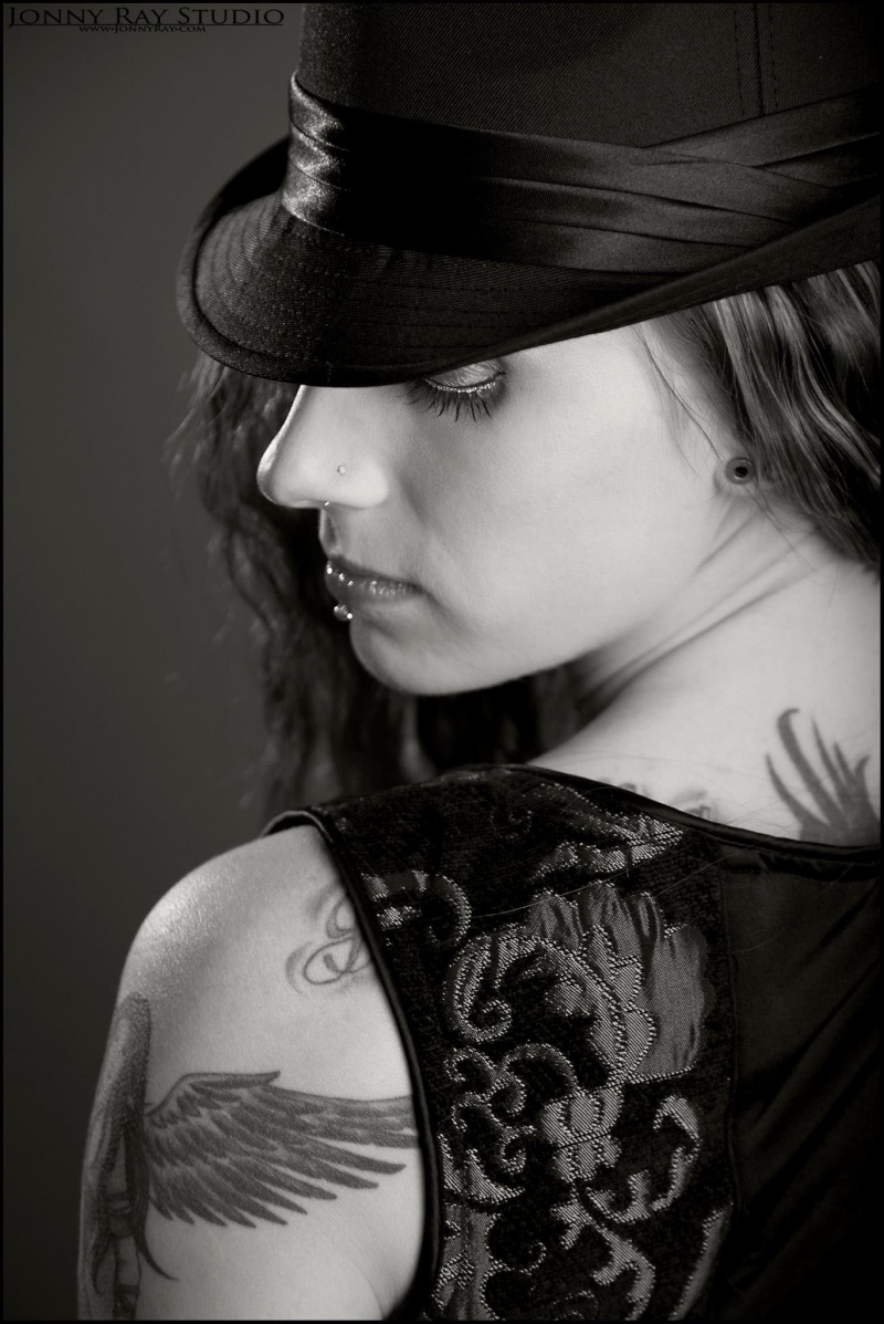 Female model photo shoot of Ferdy303 by JonnyRay in Jonny Ray Studio