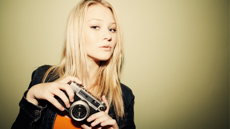 Female model photo shoot of Heather Conlan Artistry in Los Angeles, CA