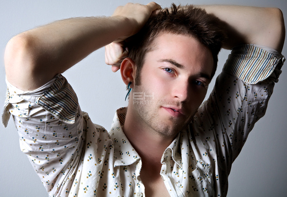Male model photo shoot of Evan Keith