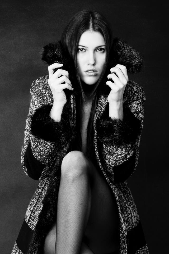 Female model photo shoot of Adriana Balogh