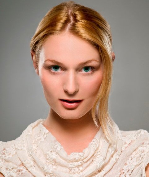 Female model photo shoot of le reveur