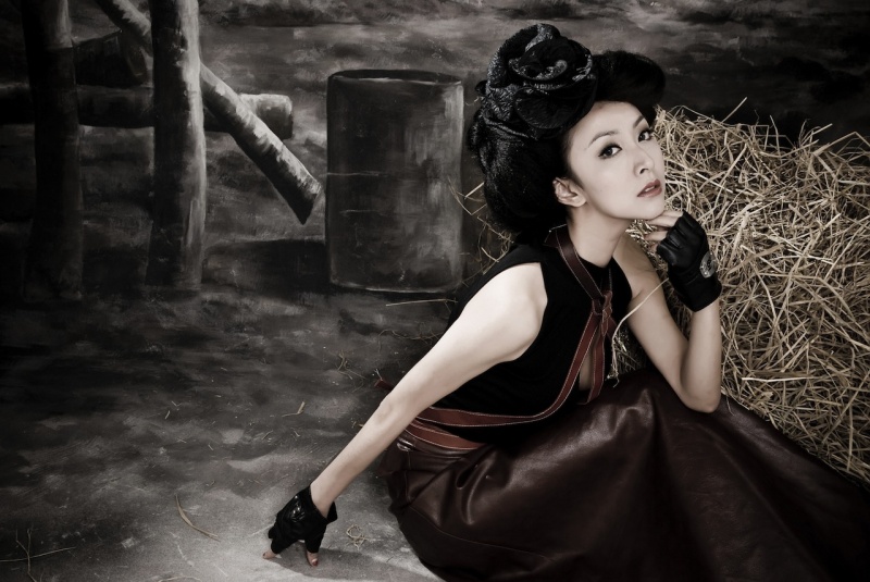 Female model photo shoot of Melodylu Ho