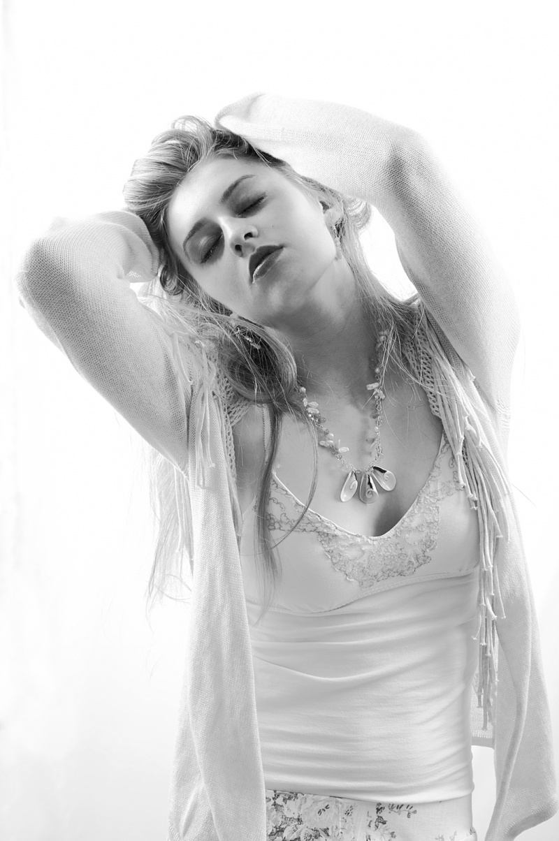 Female model photo shoot of A n n a b e l  L e e  by Fiona Daniels