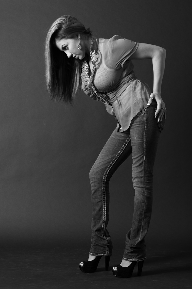 Female model photo shoot of MonaLisa23 by Happy Guy Photos