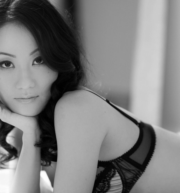Female model photo shoot of Ayaka1
