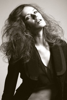 Female model photo shoot of Lisa A Bryant