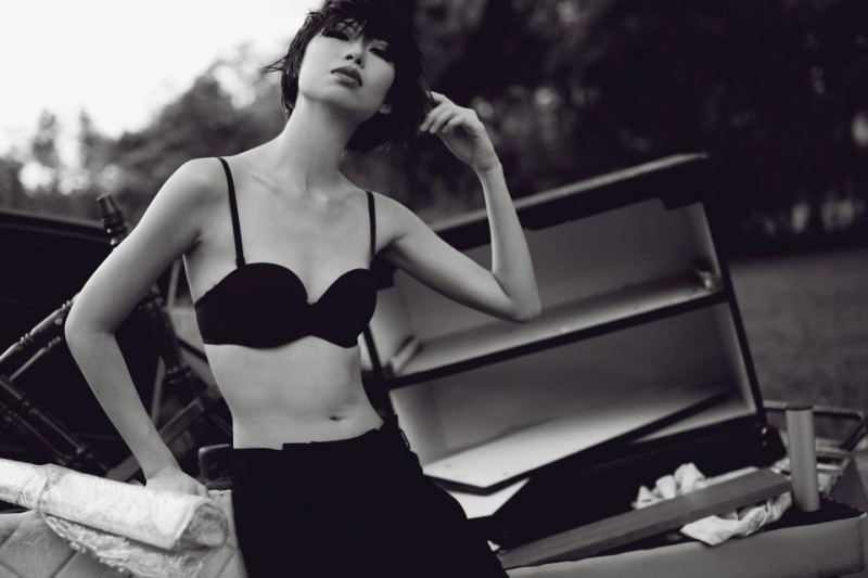 Female model photo shoot of Natalie Chong