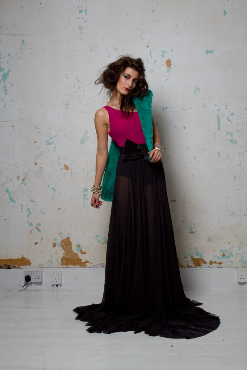 Female model photo shoot of Leyla Razavi