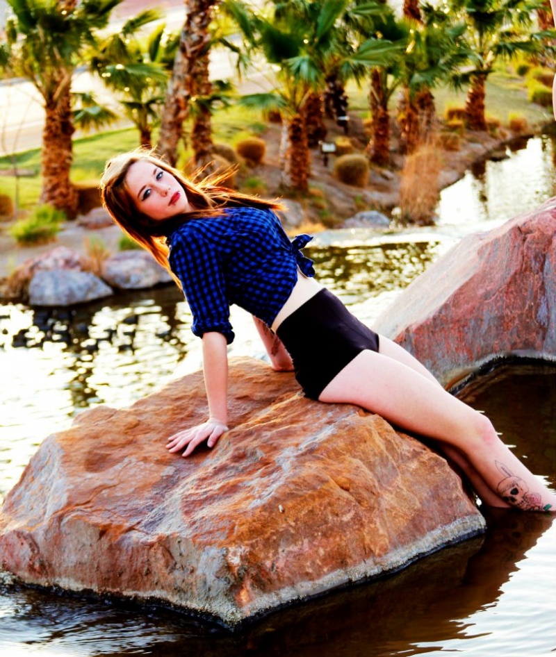 Female model photo shoot of Reanna Lynn Nixon in Las Vegas