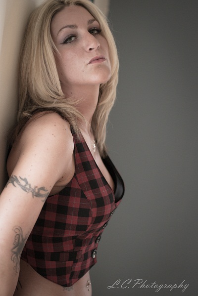 Female model photo shoot of Kelly Queen by lcphotography in Hopkinsville, Ky