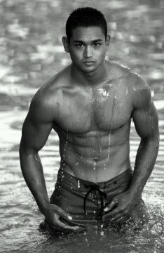 Male model photo shoot of Jody Myers in Oahu, Hi Waikiki Beach