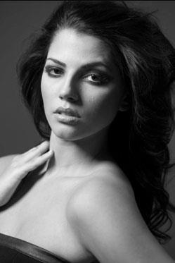 Female model photo shoot of Steph M Dera
