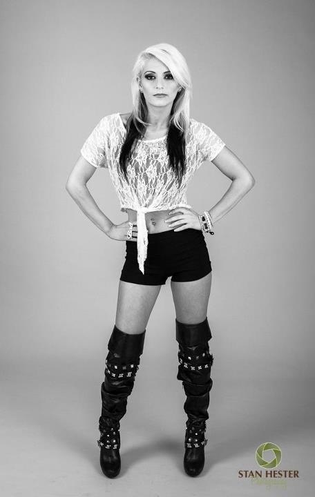 Female model photo shoot of erin_nugget