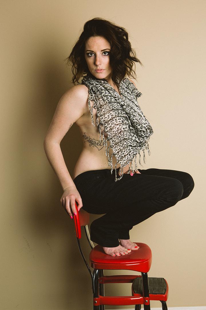 Female model photo shoot of Jillian Pearl by mhinkley