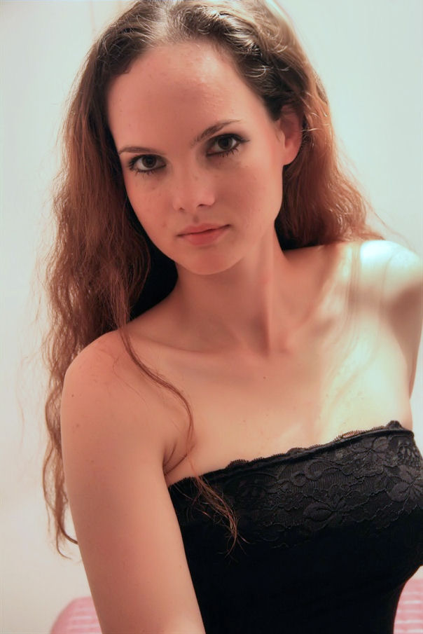 Female model photo shoot of Pola X