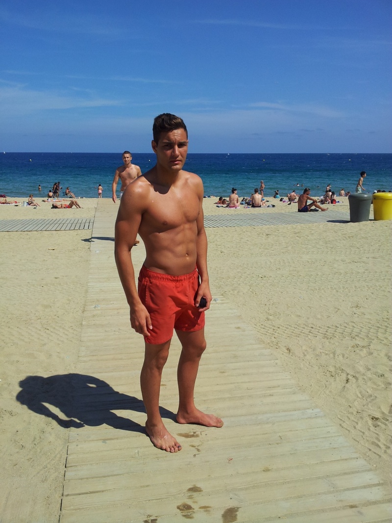 Male model photo shoot of ScorpionLight in Me on the beach in Barca