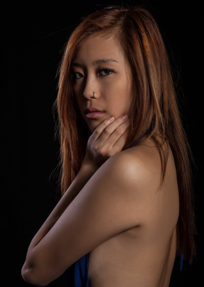 Female model photo shoot of Cassandra Long