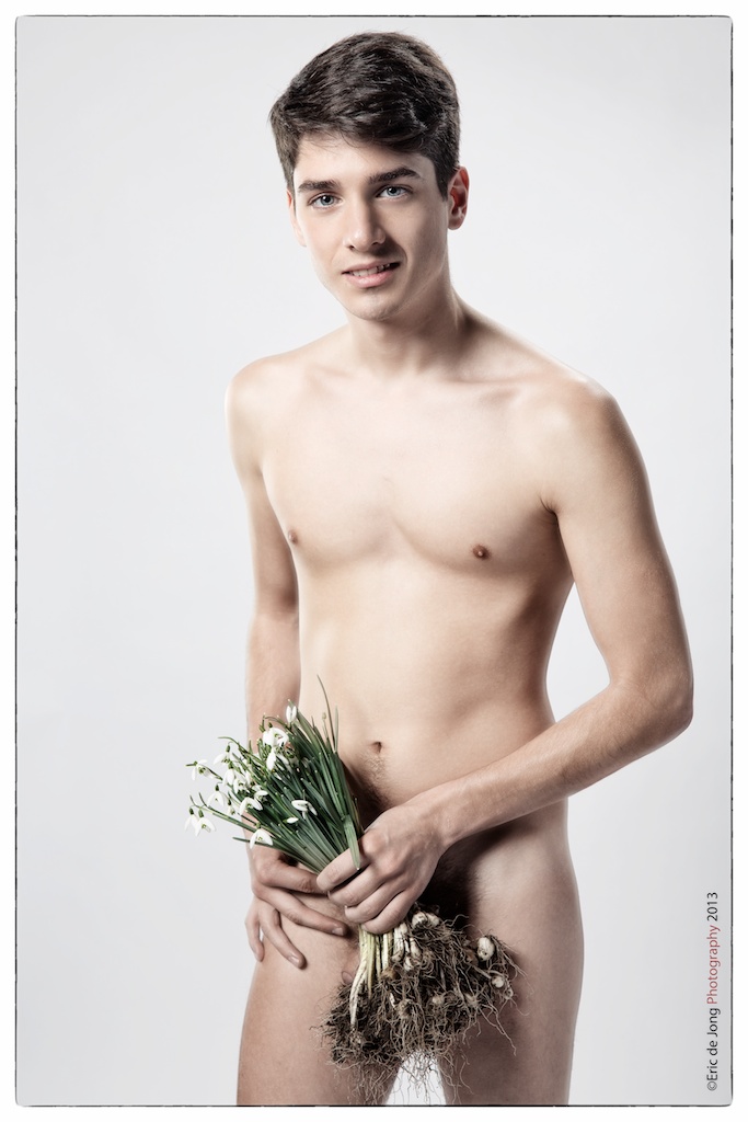 Male model photo shoot of Eric de Jong in My studio Wassenaar