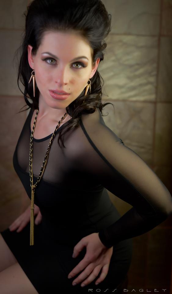 Female model photo shoot of Janine Gantz by Ross Bagley