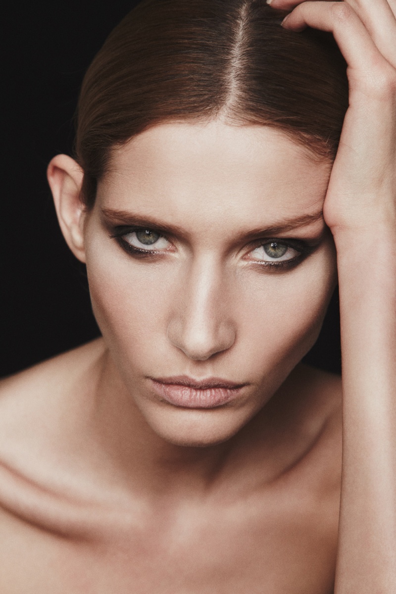 Female model photo shoot of Carina Chatel