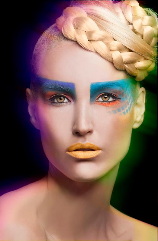 Female model photo shoot of Fanny Burgos Make-Up