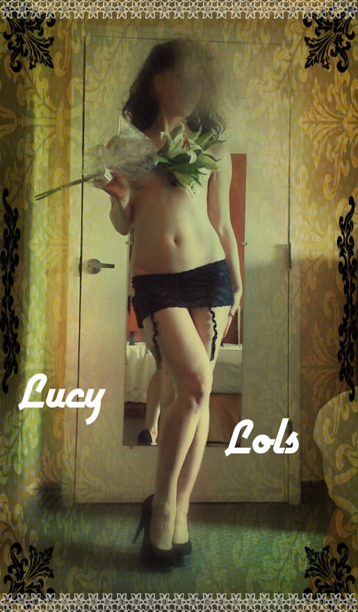 Female model photo shoot of LucyLols