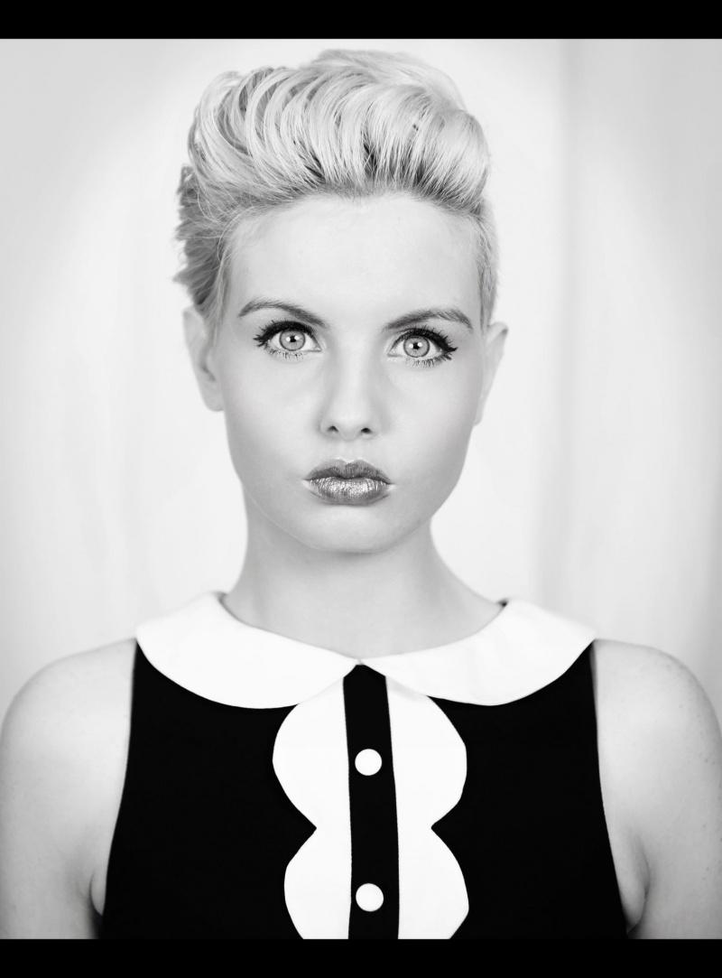 Female model photo shoot of Jocelyn Emily-Stewart