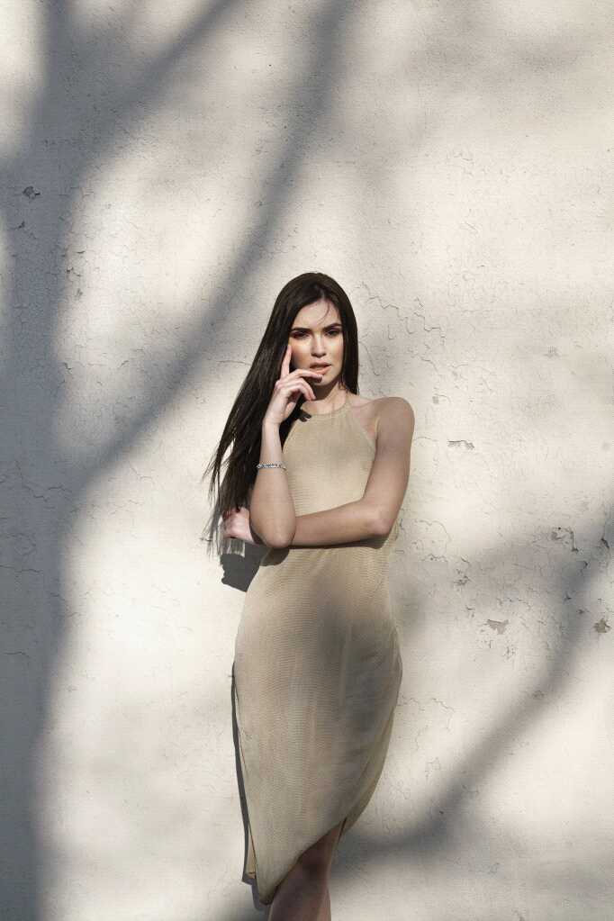 Female model photo shoot of V Prodigy