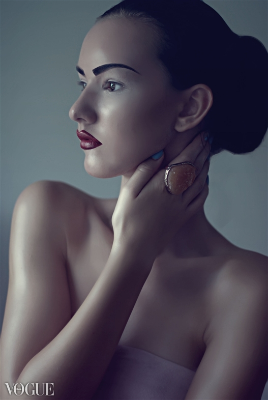 Female model photo shoot of Piel-retouch by Anrike Piel