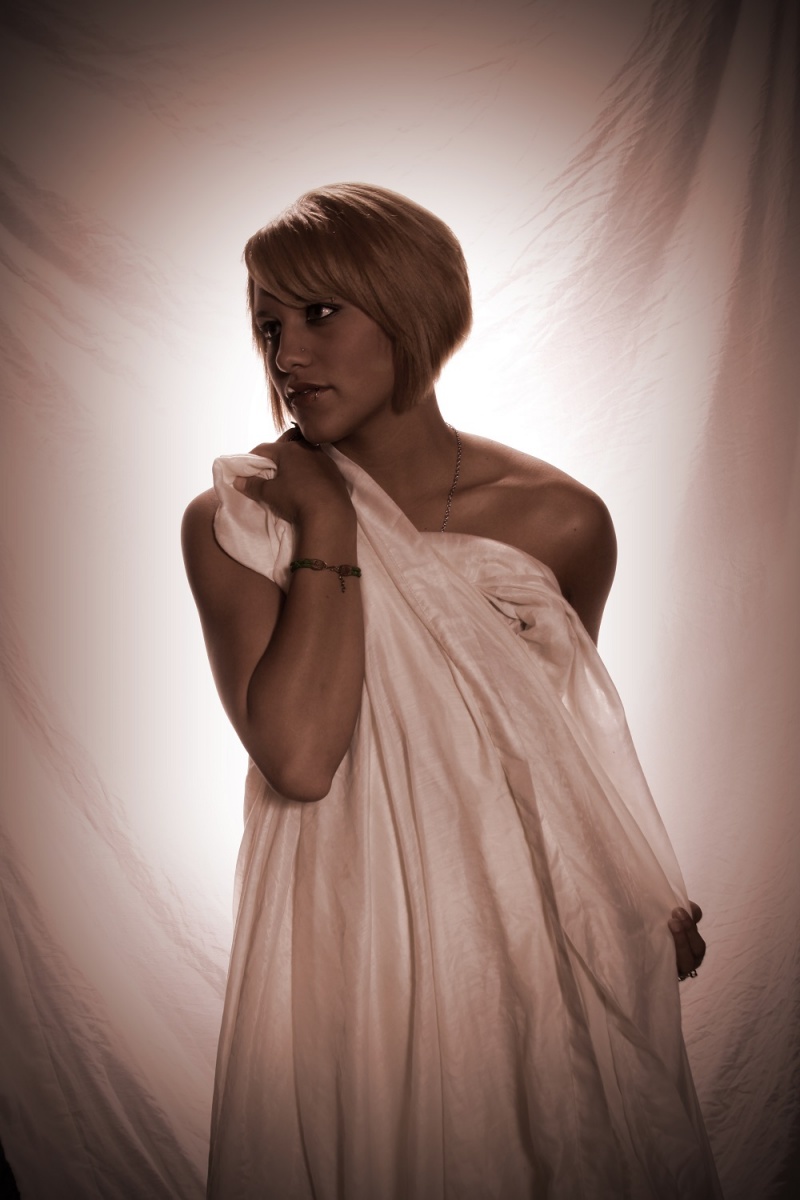 Female model photo shoot of Ashley Slatton 