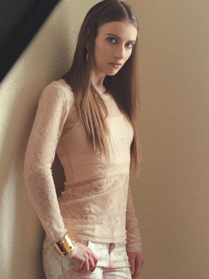 Female model photo shoot of MarieHelene