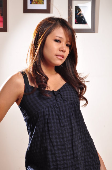 Female model photo shoot of Ariel Chua