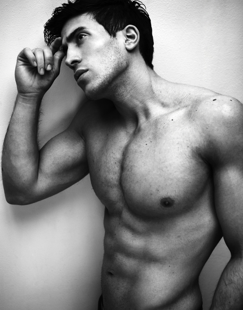 Male model photo shoot of Mario Johnny