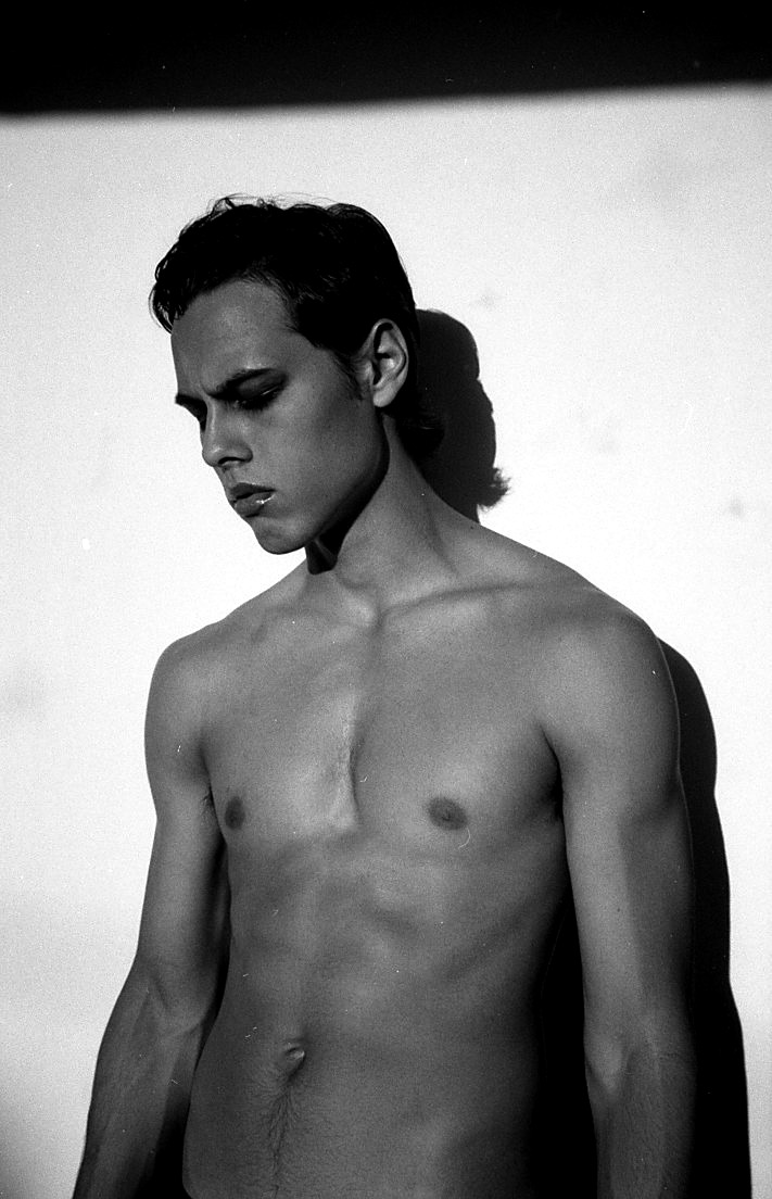 Male model photo shoot of Cole Winninghoff