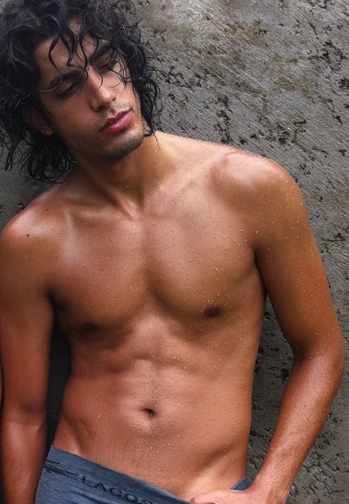 Male model photo shoot of Hossein Meyghani