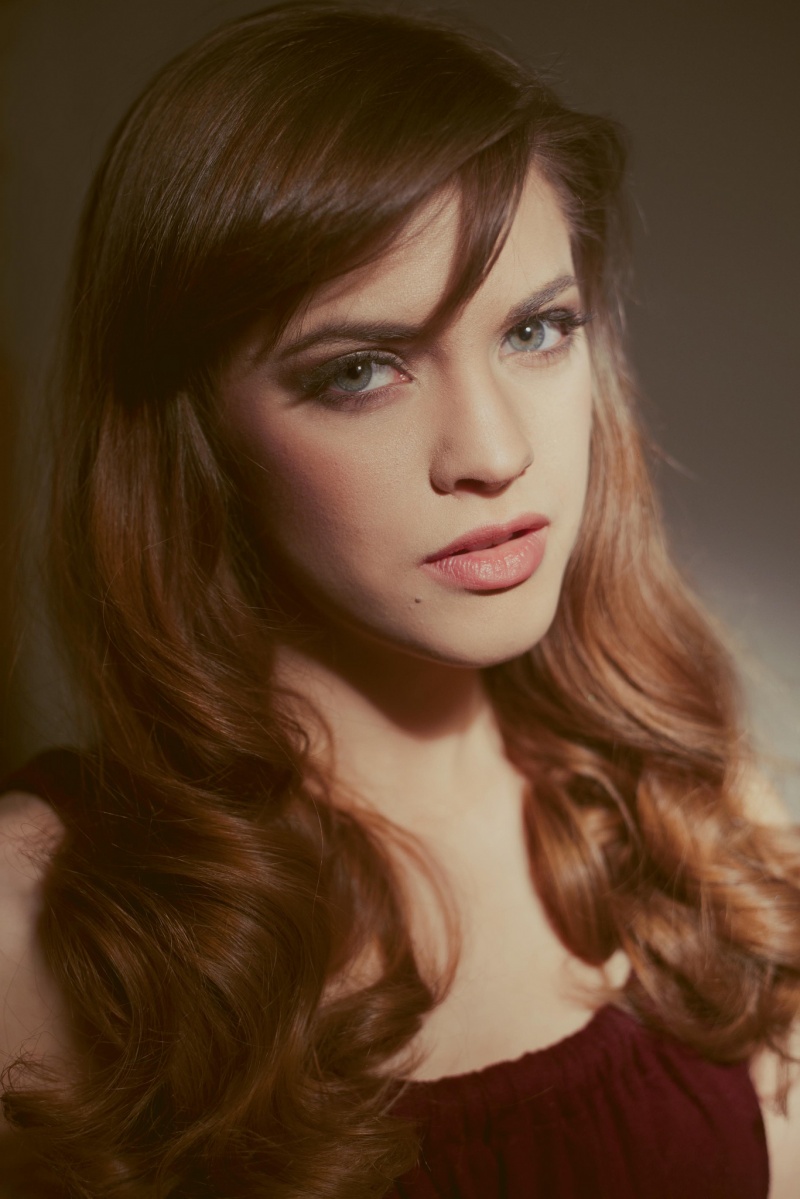 Female model photo shoot of Rachel Lyne  by DanielleGrace
