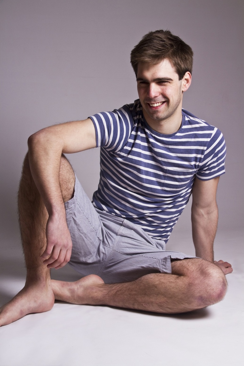 Male model photo shoot of Harry Blandy