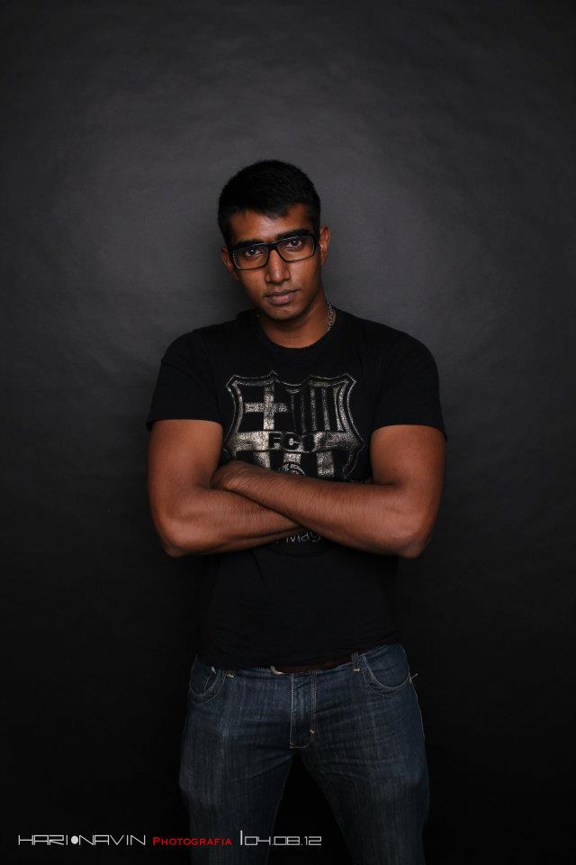 Male model photo shoot of Navin Hari in singapore