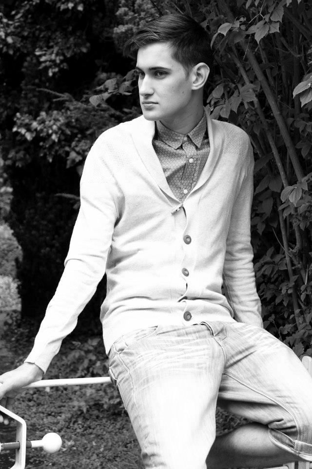 Male model photo shoot of stephen brightwell
