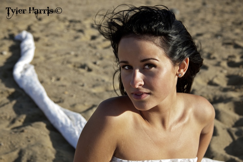 Female model photo shoot of Jasmine Lula