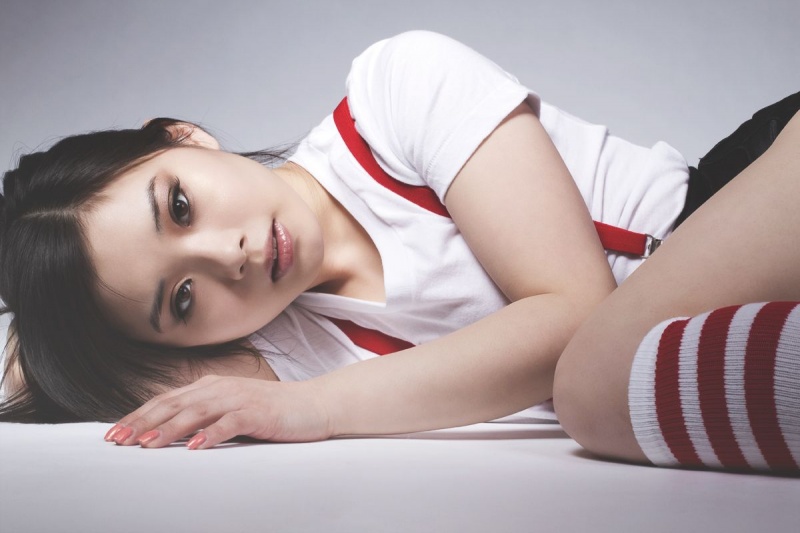 Female model photo shoot of Demi Keitel