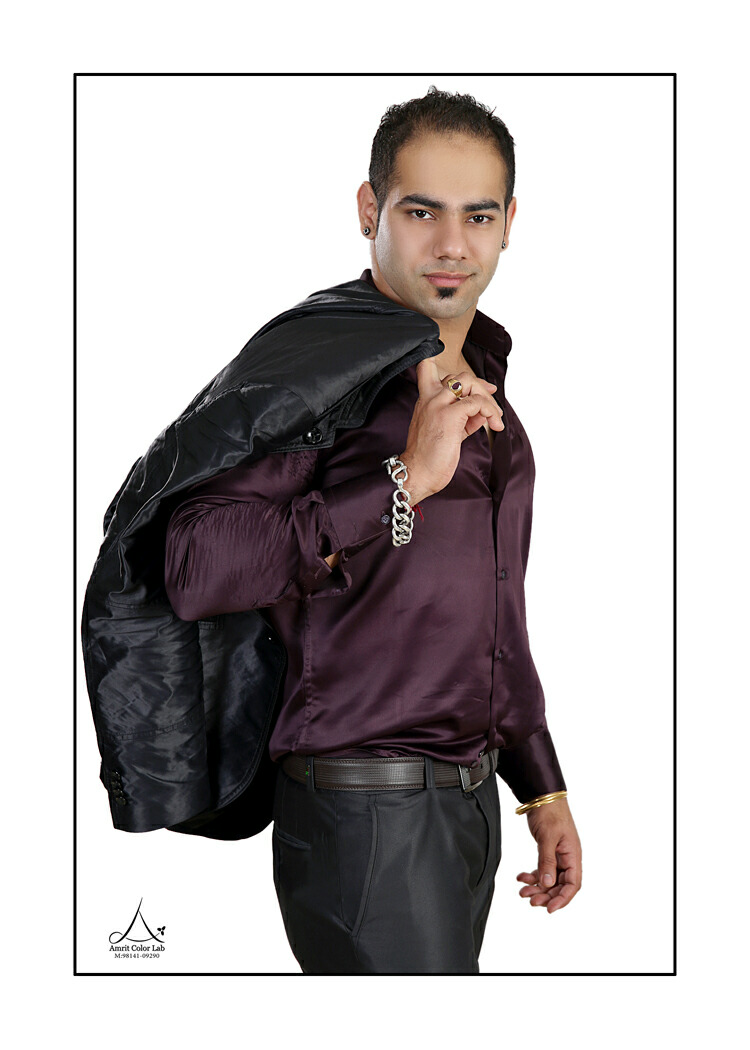 Male model photo shoot of Simran Sethi in Melbourne