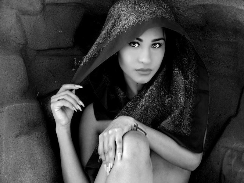 Female model photo shoot of Jaslynn Melero