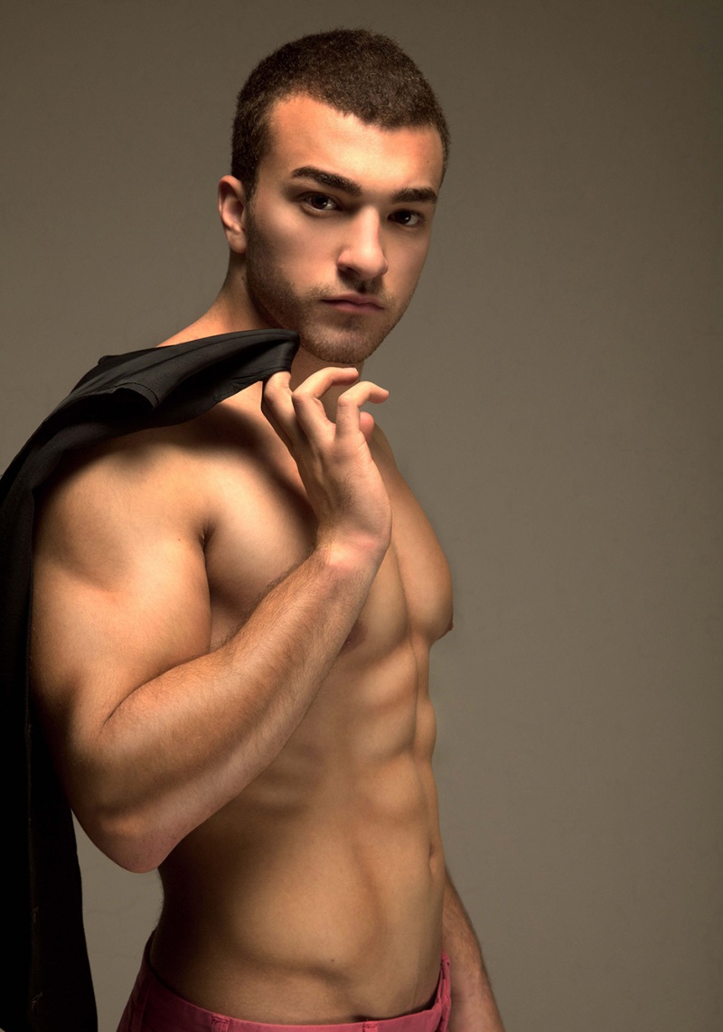 Male model photo shoot of Baran Atakan